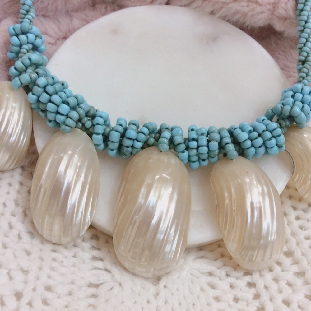 ๐ Large Sea Shell Necklace ๐ - Picture 2 of 7